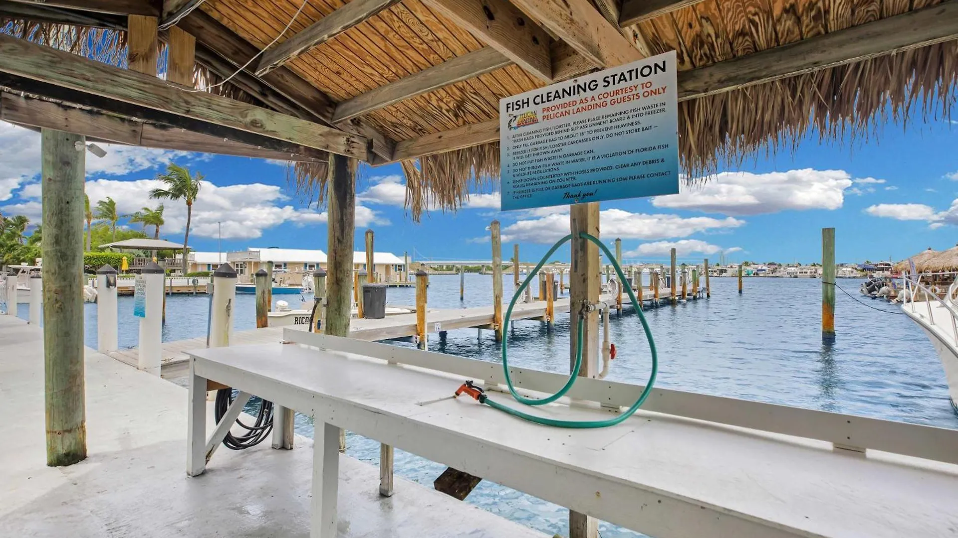 Willa Abaco - Large Waterfront 2X2 End Unit With Boat Slip Key West